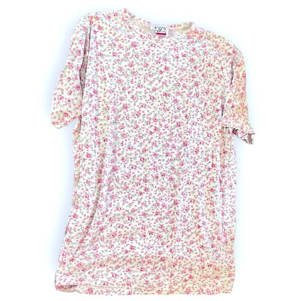 Oversized floral tshirt with breast pocket